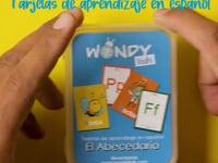 Cargar y reproducir el video en el visor de la galería, Tarjeta del Alfabeto en español
